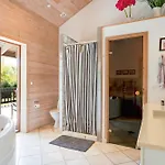別荘 Family-friendly Luxury With And Activities Near *