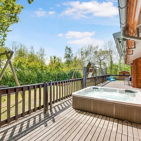 Hébergement de vacances Family-friendly Luxury With And Activities Near